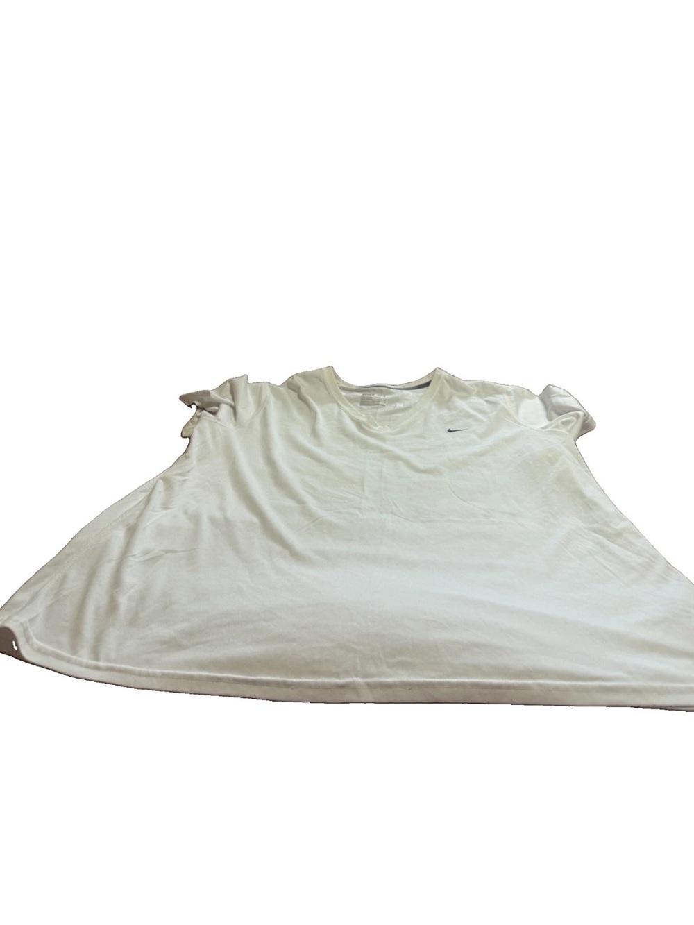 Nike Dri-FIT Women’s White V-Neck Short Sleeve T-Shirt! 3X Plus
